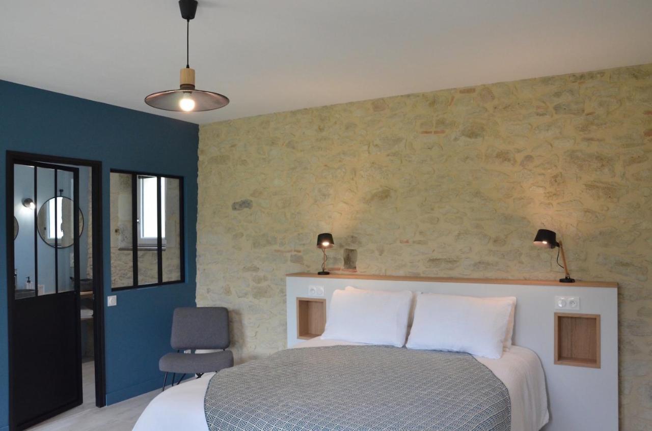 Au Petit Grain Bed & Breakfast Coutures  Екстериор снимка
